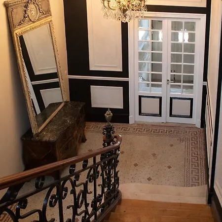 La Cave De L'avenue De Champagne