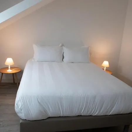 La Cave De L'avenue De Champagne إيبيرني