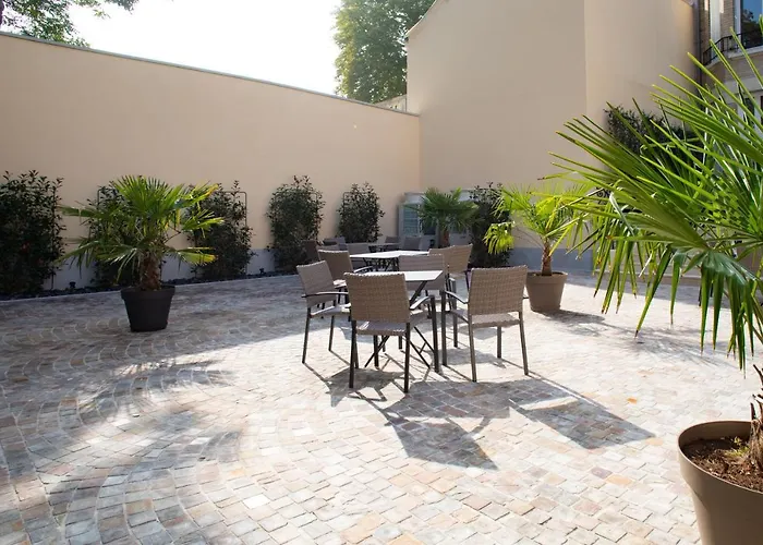 La Cave De L'avenue De Champagne Bed and breakfast 4*